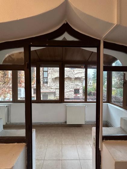 2/3 camere doar pentru birou/firma et 1 vila, zona Kiseleff-Arcul de Triumf