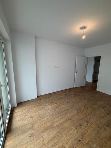 Apartament cu două camere, decomandat, finisat, EROILOR RESIDENCE