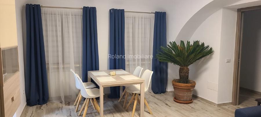 Ap 2 camere la casa, utilat si mobilat,zona centrala a Brasovului - 3