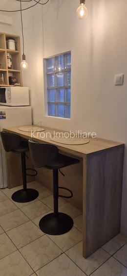 Inchiriez apartament 2 camere zona Colina Universitatii - 8