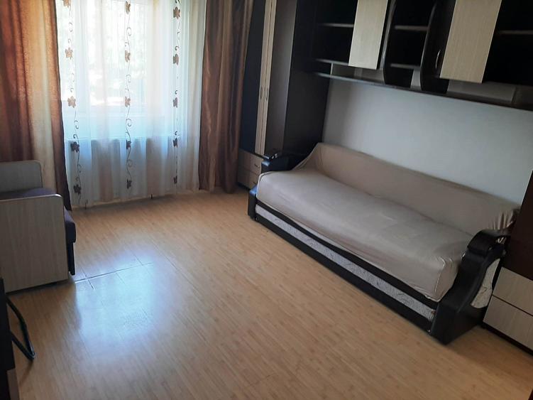Închiriere garsonieră confort 1, etaj 2, Micro 14, mobilat complet, cu contract