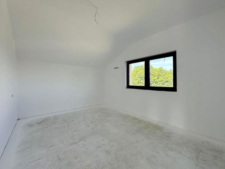 Casă spațioasă cu 4 camere, în complex rezidențial – Halchiu, Brașov