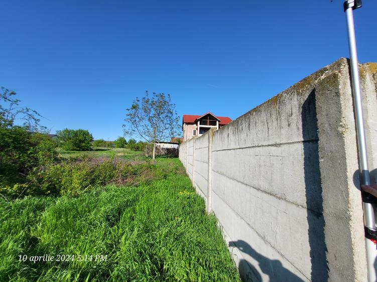 Comuna Pamntelimon aproape lac 2 loturi x 303 mp