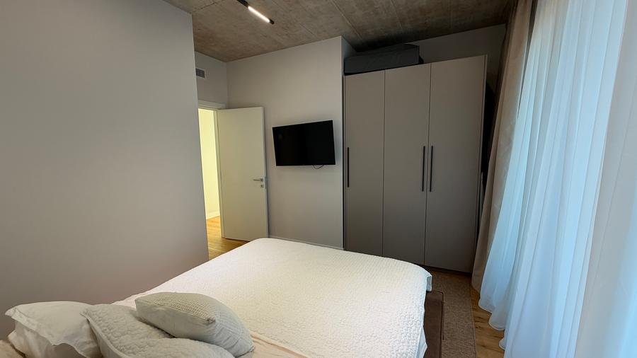 Prêt promo - vila 4 camere , complet mobilată -Tunari complex residential