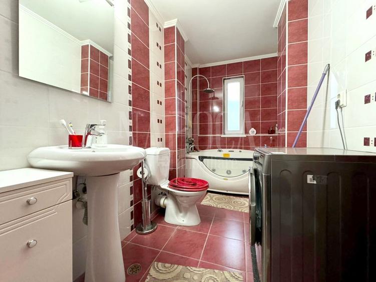 Apartament 3 camere de vanzare in Calea Aradului Oradea, Oradea
