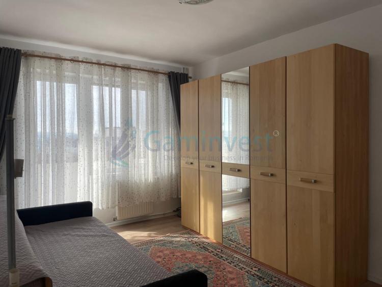 Apartament de inchiriat cu 3 camere, zona Nufarului, Oradea, Bihor.