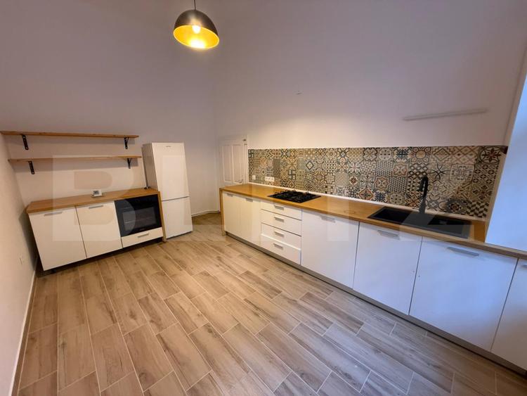 Spațiu pentru Birou sau Cabinet | 75 mp | Ultracentral | Renovat Integral