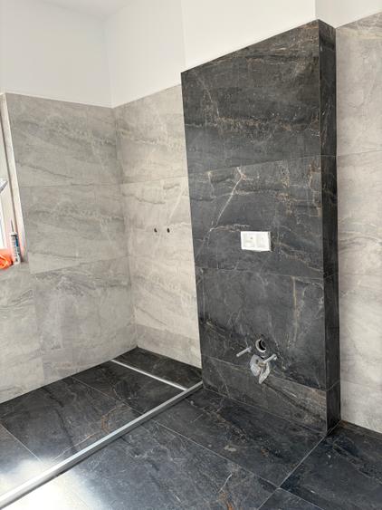 Casa de vanzare in Ghiroda-asfalt- toate utilitățile