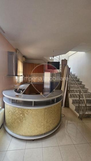 Apartament cu scara interioara,ultracentral,COMISION 0%