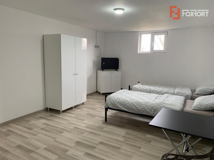 Casa individuala cu 16 camere de inchiriat, zona Sag