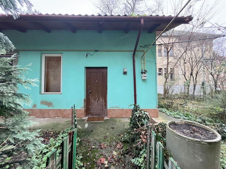 Casa cu curte comună, zonă istorică ultracentrală