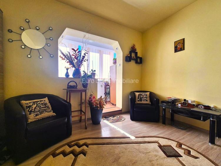 Exclusivitate - Apartament pretabil locuit, toate facilitătile in apropiere - 2