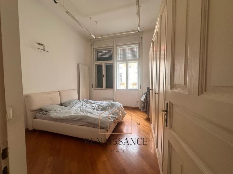 Piata Unirii 4 Camere | 180mp Etaj 2/3 | Palatul Bruck - renovat