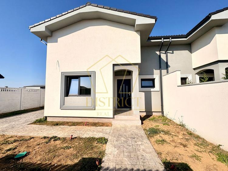 Duplex cu 4 camere si bucătărie închisă | Mosnita Veche