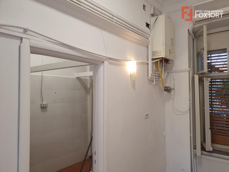 Spatiu comercial de inchiriat, 42 mp, in Piata Mocioni