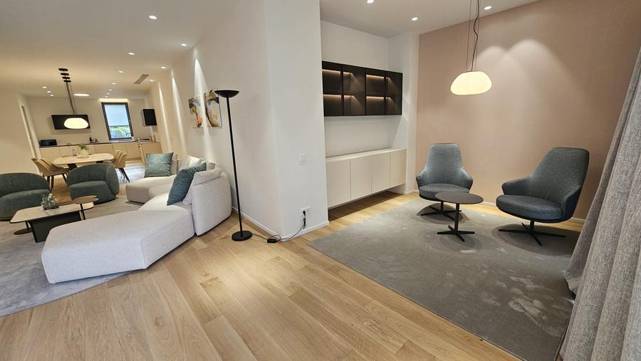 Apartament in Imobil boutique de lux, 2026, curte proprie 125 mp, impecabil