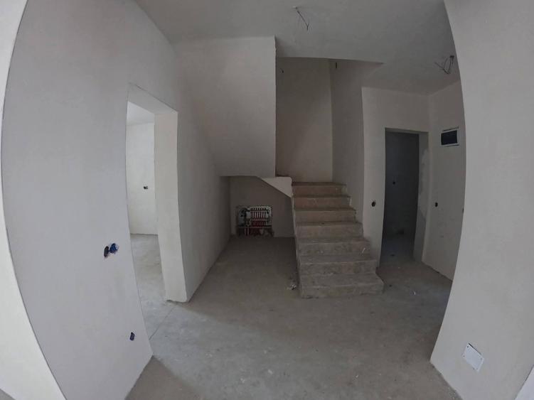 Duplex cu zonă de recreere în pădure, Florești – Tăuți