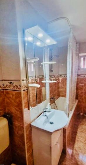 Apartament 2 camere, Cetate, balcon, parcare, 280 Euro/luna - 7
