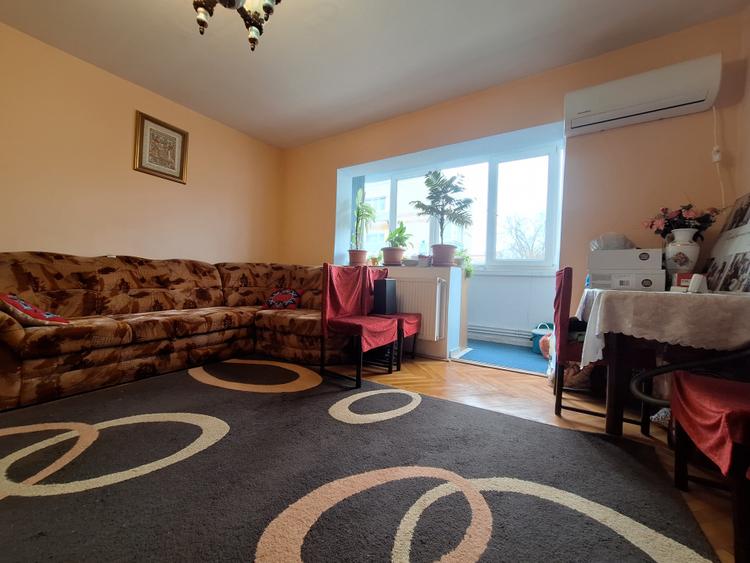 Confort si locatie excelenta -3 camere-etaj 2-zona Lipovei-gata de mutat
