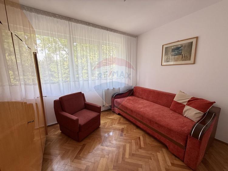 Apartament 4 camere de inchiriat in Manastur