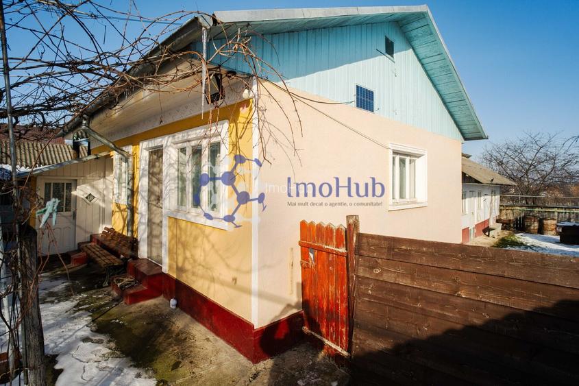 🏡 Teren 2300 mp și casă bătrânească în centrul satului Voinesti, lângă biserică - 25