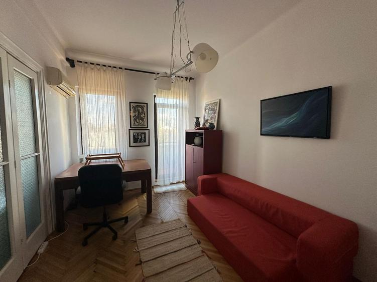 Charming 2-Room Apartment for Rent in Armenească – Style & Comfort in the Heart
