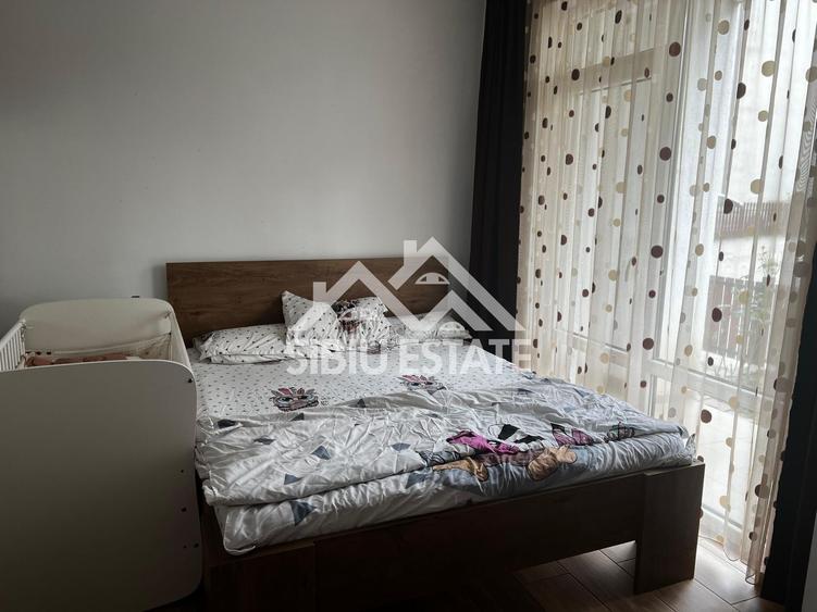 Apartament 3 camere cu grădină 100 mp. loc de parcare-Calea Cisnadiei