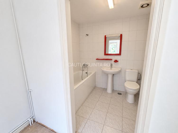 Vilă P+1/ 1 Mai/ Domenii/ Sediu firmă / 3 parcări/ Proaspăt renovată - 16
