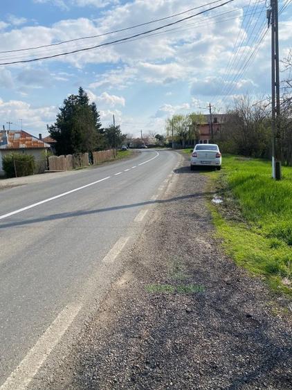 Teren de vanzare centru Bucsani, acces imediat din DN1