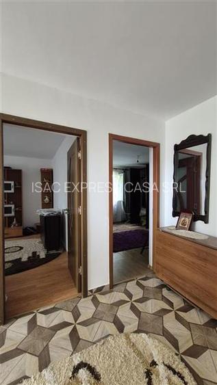 Oferta ideala! Casa cu 13.200 mp teren, doua iazuri cu peste si potential de inv - 9
