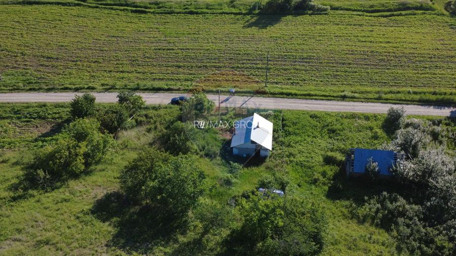 Casa de vanzare in Valea Salciei