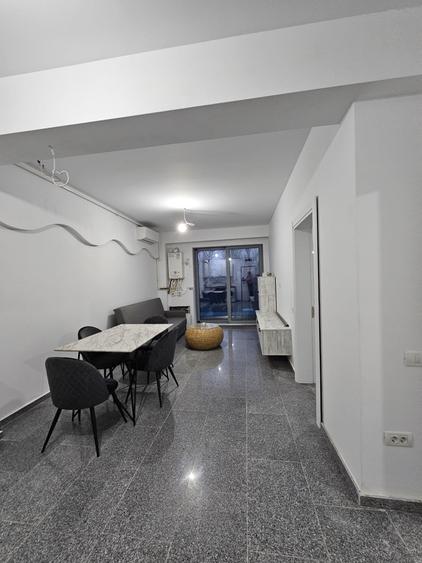 2 CAMERE ETAJ 1 - MAMAIA NORD