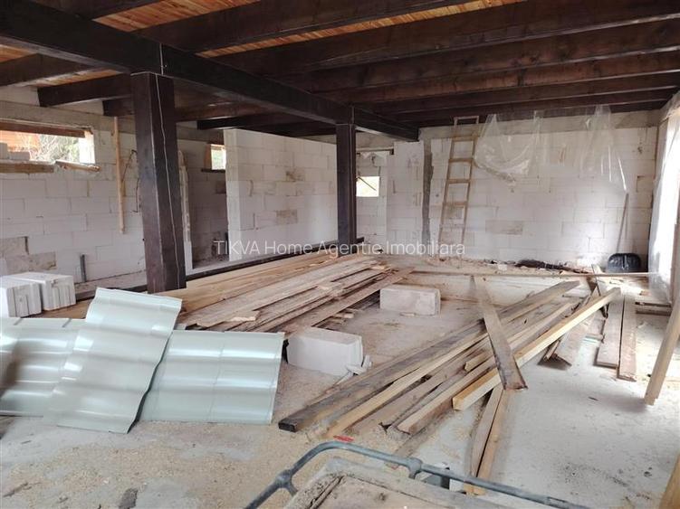 Casa de vacanta nefinalizata (Borzont) - 5