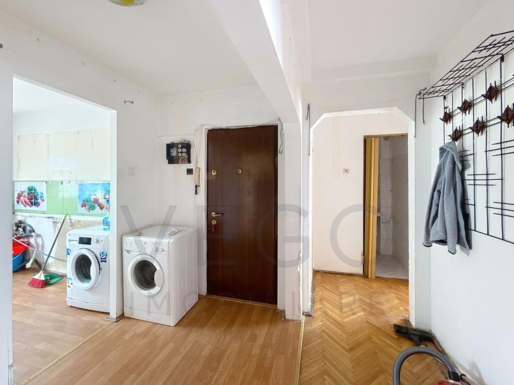 Apartament cu 4 camere decomandate la 2395 eur/mp in Manastur