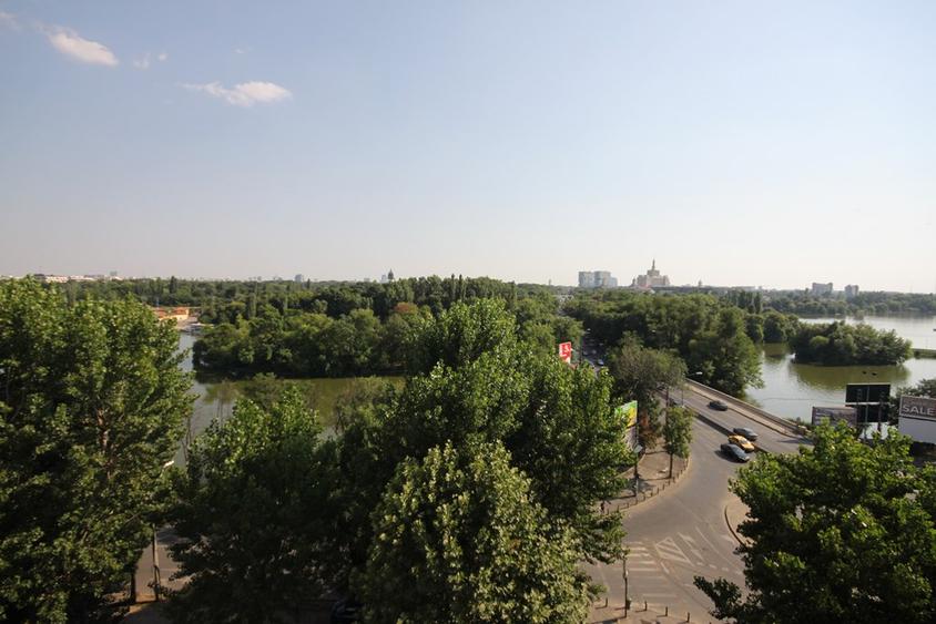 Apartament 3 camere Baneasa, cu vedere spre parcul Herastrau