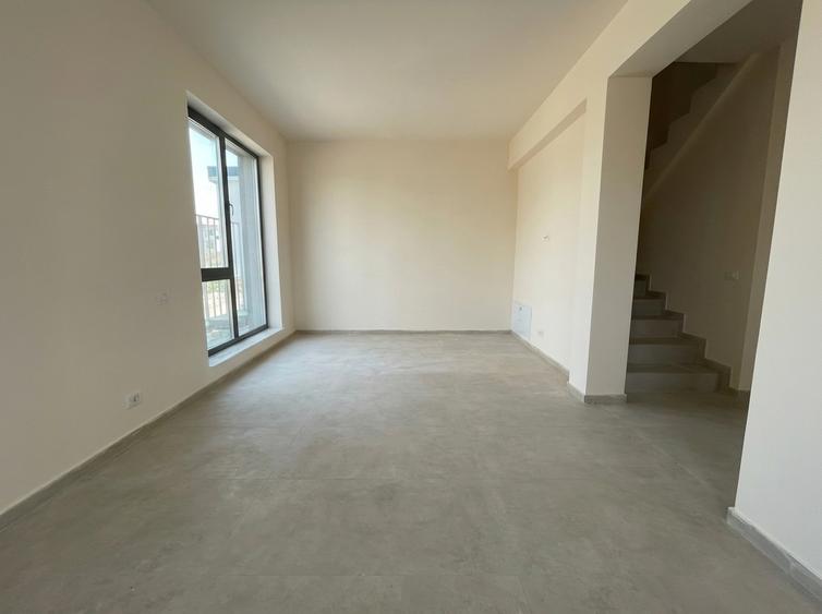 Casa individuala, 4 camere, Mansarda, Toate utilitatile, Comision 0%