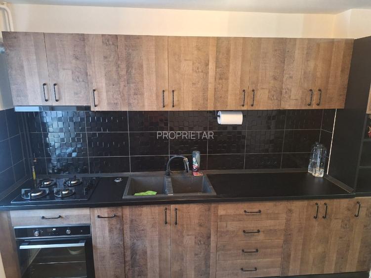Persoana fizica  ,vand apartament in Iasi , str .Sf Lazar nr 28  - 9