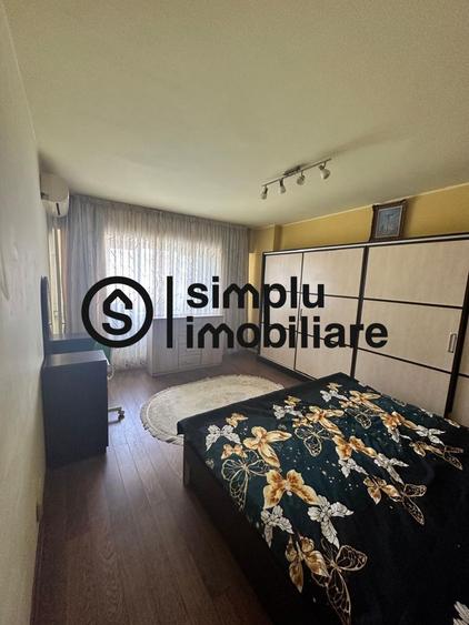 3 camere decomandate, etaj 3/7 Lapus