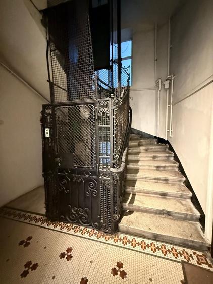 Apartament 2 camere transformate in 3 Carol I Mosilor Izvorul Rece