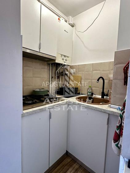 Apartament cu 4 camere de vânzare , renovat, decomandat,Gheorghe Lazar - 6