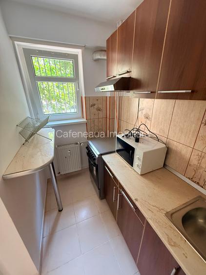 Garsoniera Basarabia-Nicolae Sebe - 3