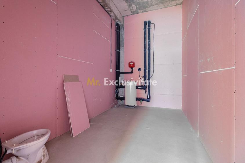 Spatiu comercial de la 14 euro de inchiriat Amber Forest Plaza