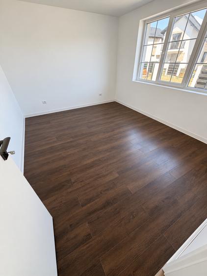 Comuna Berceni - Casa 3 Camere 1 Baie 351mp Teren