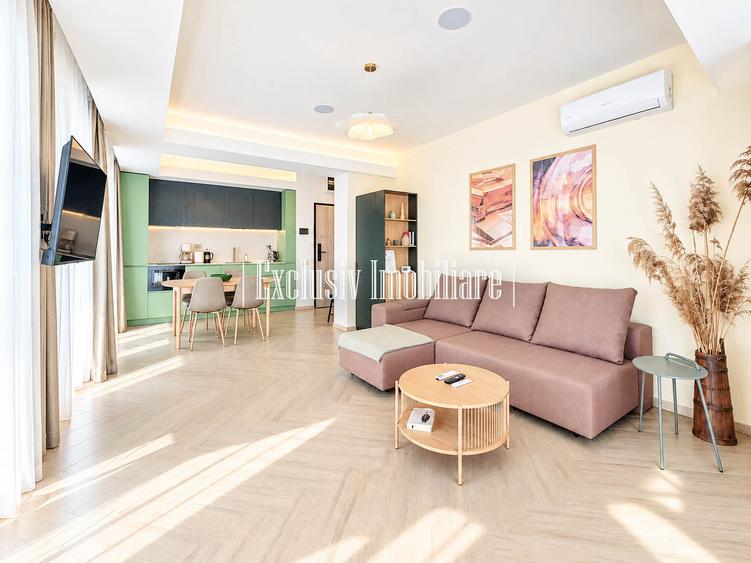 Priveliste Panoramica la Lacul Siutghiol - Apartament de Lux cu Parcare Privata