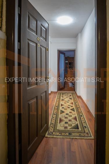 Apartament 2 camere de vânzare în zona Pod Butelii - Blocul SR - 19