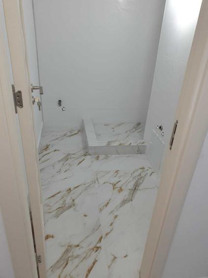 Garsoniera libera la vanzare zona Noua