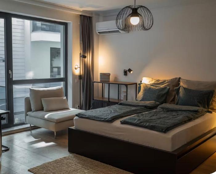 Studio exclusivist la parter cu terasă privată – Zona Marriott