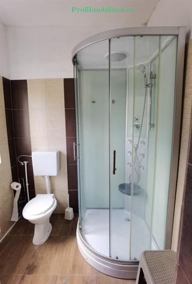 Pensiune P+1 in Paulis cu 20 de camere si teren 4.500 mp