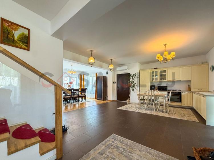 Casă individuală | 4 camere | 3 băi | Teren 565 mp