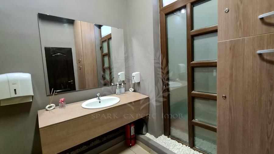 CENTRAL PLOIESTI - CLINICA - RESTAURANT - BISTRO